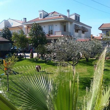 Le Magnolie B&B Roseto Degli Abruzzi Εξωτερικό φωτογραφία